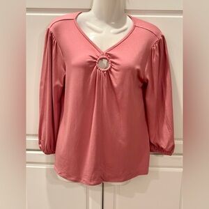 NEW~CATO~Women’s Pink Long Sleeved Stretchy Blouse Keyhole Detail~Size XS~SKU103